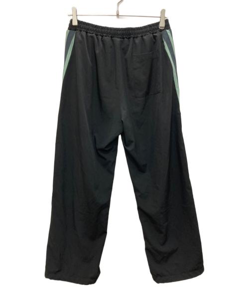 Lyft（リフト）Lyft (リフト) 2Line Adjustable Wide Track Pants/2ライン アドジャステーブル ワイド トラック パンツ ブラック サイズ:Ｍの古着・服飾アイテム