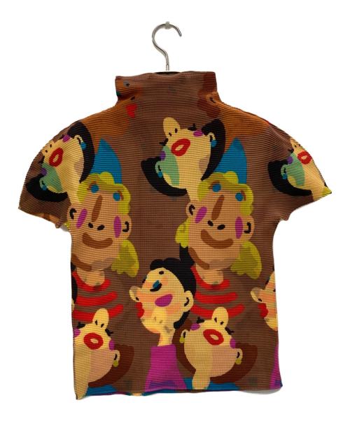 me ISSEY MIYAKE（ミーイッセイ ミヤケ）me ISSEY MIYAKE (ミーイッセイ ミヤケ) CHEER プリーツカットソー ブラウン サイズ:FREEの古着・服飾アイテム