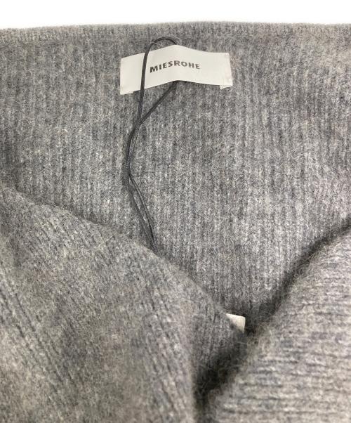 MIESROHE（ミースロエ）MIESROHE (ミースロエ) exclusiveツイストデザインニット グレー サイズ:Ｆの古着・服飾アイテム