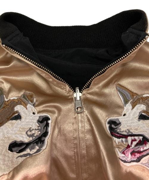 VANQUISH（ヴァンキッシュ）VANQUISH (ヴァンキッシュ) SHIBUYA SOUVENIR JACKET(スカジャン×MA-1)/シブヤスーベニアジャケット ベージュ×ブラック サイズ:Ｍの古着・服飾アイテム