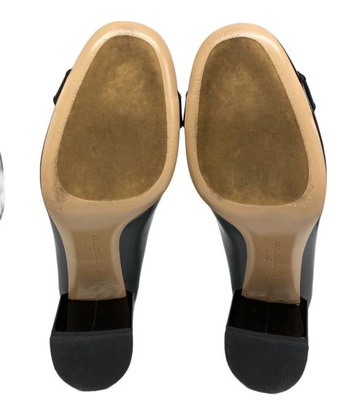 Salvatore Ferragamo（サルヴァトーレ フェラガモ）Salvatore Ferragamo (サルヴァトーレ フェラガモ) ガンチーニビットチャンキーヒールパンプス ブラック サイズ:7Dの古着・服飾アイテム