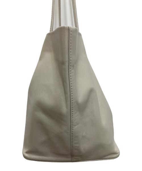 MODERNWEAVING（モダン ウィーヴィング）MODERNWEAVING (モダン ウィーヴィング) ラムレザートートバッグ ベージュの古着・服飾アイテム