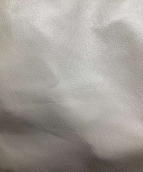 MODERNWEAVING（モダン ウィーヴィング）MODERNWEAVING (モダン ウィーヴィング) ラムレザートートバッグ ベージュの古着・服飾アイテム