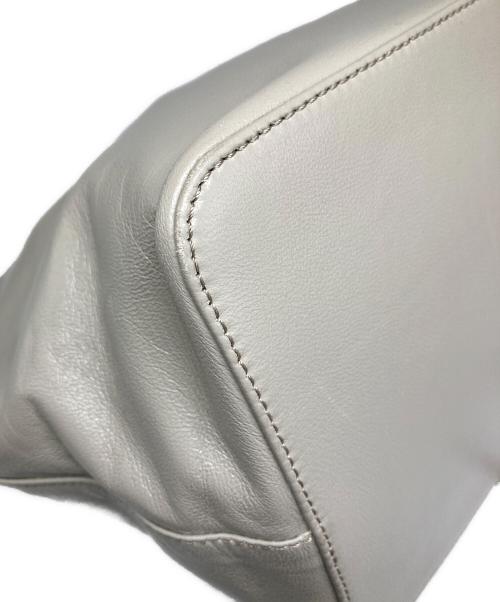 MODERNWEAVING（モダン ウィーヴィング）MODERNWEAVING (モダン ウィーヴィング) ラムレザートートバッグ ベージュの古着・服飾アイテム