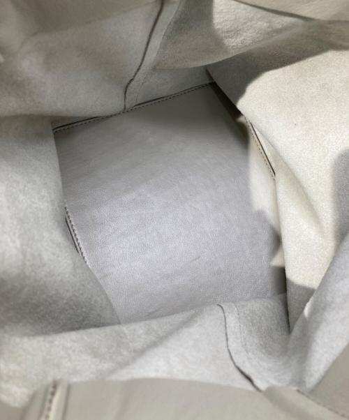 MODERNWEAVING（モダン ウィーヴィング）MODERNWEAVING (モダン ウィーヴィング) ラムレザートートバッグ ベージュの古着・服飾アイテム