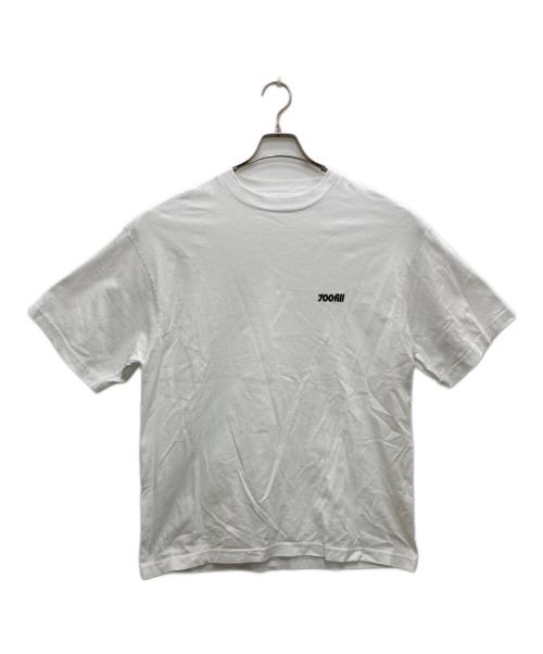 700FILL（セブンハンドレッドフィル）700fill (セブンハンドレッドフィル) ロゴプリントTシャツ ホワイト サイズ:Ｍの古着・服飾アイテム
