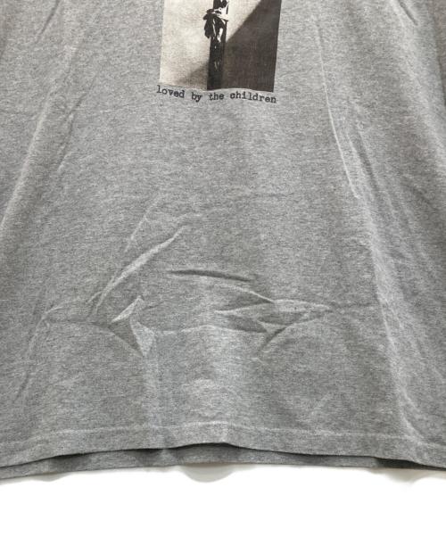SUPREME（シュプリーム）Supreme (シュプリーム) LOVED BY THE CHILDREN TEE グレー サイズ:Lの古着・服飾アイテム
