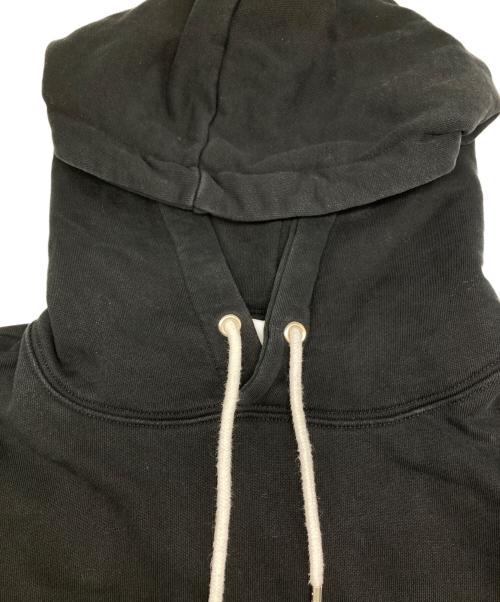 maison kitsune（メゾンキツネ）MAISON KITSUNE (メゾンキツネ) FOXHEADPATCH刺繍フーディ/フォックスヘッドパッチ 刺繍 フーディ ブラック サイズ:XSの古着・服飾アイテム