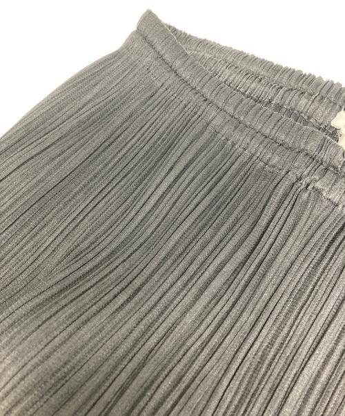 PLEATS PLEASE（プリーツプリーズ）PLEATS PLEASE (プリーツプリーズ) プリーツパンツ ブラック サイズ:2の古着・服飾アイテム
