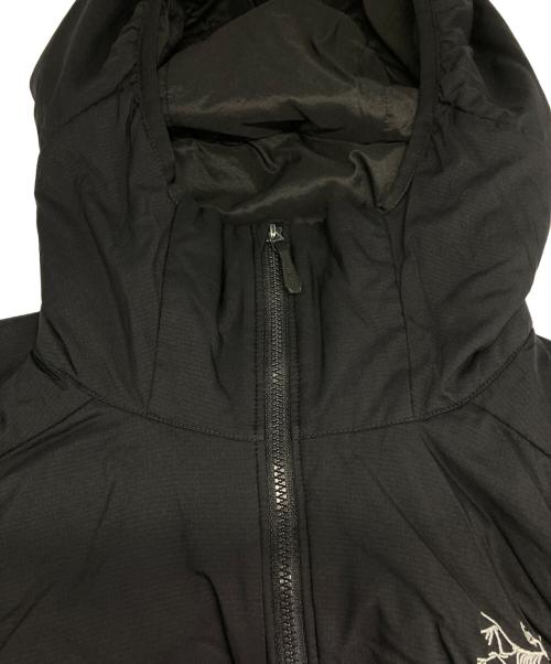 ARC'TERYX（アークテリクス）ARC'TERYX (アークテリクス) アトムフーディ ブラック サイズ:S/Pの古着・服飾アイテム