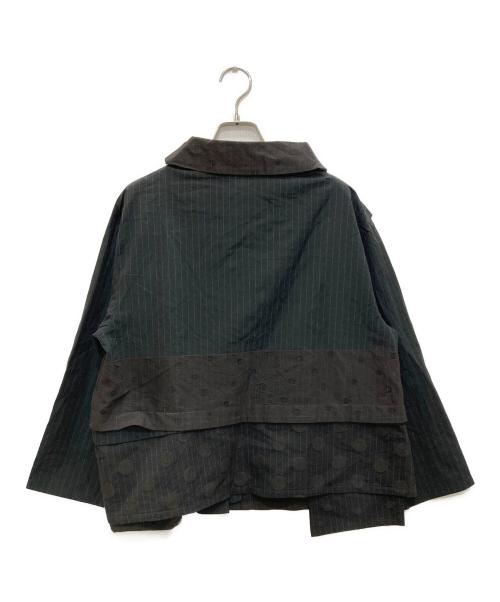 慈雨（ジウ）慈雨 (ジウ) ストライプ変形ジャケット ブラック×ブラウン サイズ:40 未使用品の古着・服飾アイテム