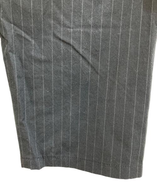 慈雨（ジウ）慈雨 (ジウ) ストライプ変形ジャケット ブラック×ブラウン サイズ:40 未使用品の古着・服飾アイテム