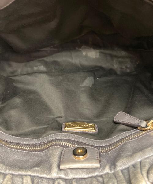 MIU MIU（ミュウミュウ）MIU MIU (ミュウミュウ) 2WAYバッグ グレーの古着・服飾アイテム