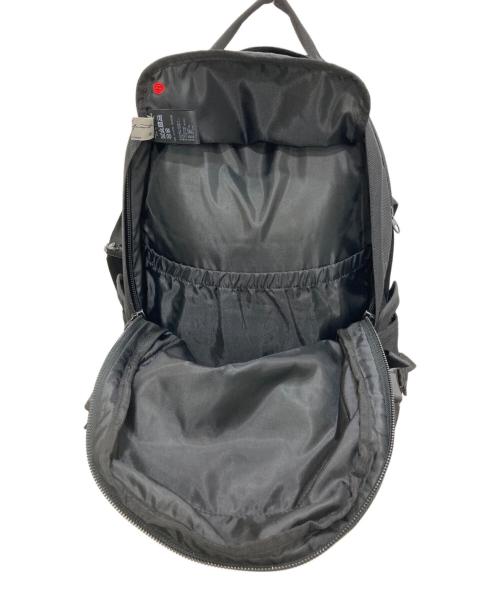 YOHJI YAMAMOTO（ヨウジヤマモト）YOHJI YAMAMOTO (ヨウジヤマモト) New Era (ニューエラ) コラボバッグパック ブラックの古着・服飾アイテム