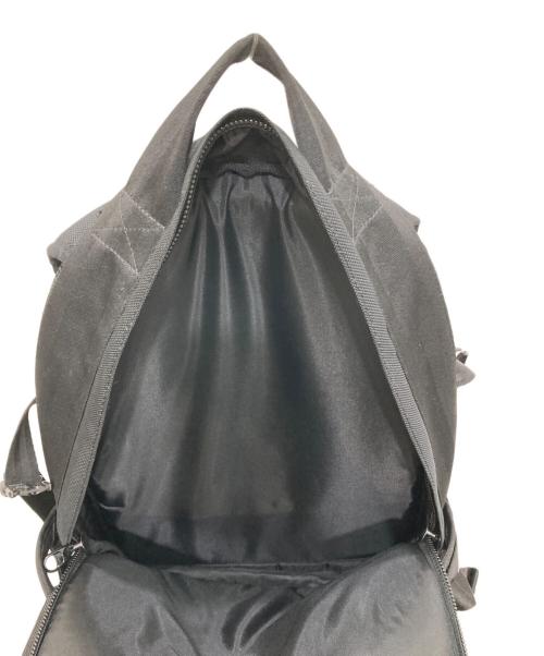 YOHJI YAMAMOTO（ヨウジヤマモト）YOHJI YAMAMOTO (ヨウジヤマモト) New Era (ニューエラ) コラボバッグパック ブラックの古着・服飾アイテム