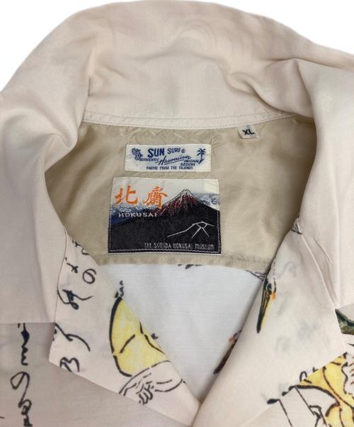 Sun Surf（サンサーフ）Sun Surf (サンサーフ) 北斎 (ホクサイ) 北斎『宝船の七福神』アロハシャツ ベージュ サイズ:XLの古着・服飾アイテム