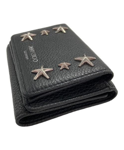 JIMMY CHOO（ジミーチュウ）JIMMY CHOO (ジミーチュウ) スタッズコンパクトウォレット/NEMO UUF ブラックの古着・服飾アイテム