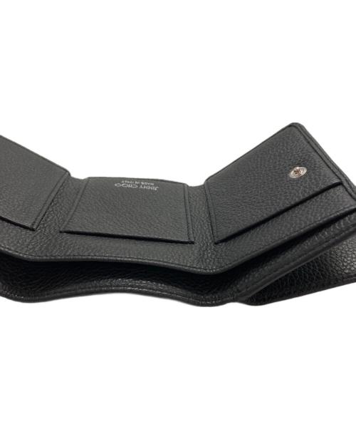 JIMMY CHOO（ジミーチュウ）JIMMY CHOO (ジミーチュウ) スタッズコンパクトウォレット/NEMO UUF ブラックの古着・服飾アイテム