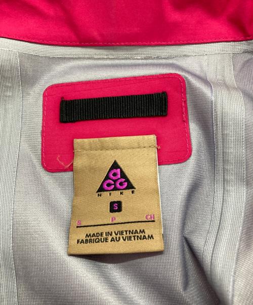 NIKE ACG（ナイキエーシージー）NIKE ACG (ナイキエージーシー) Gore-Tex Outdoor Windproof Hooded Jacket ピンク×ブルー サイズ:Sの古着・服飾アイテム