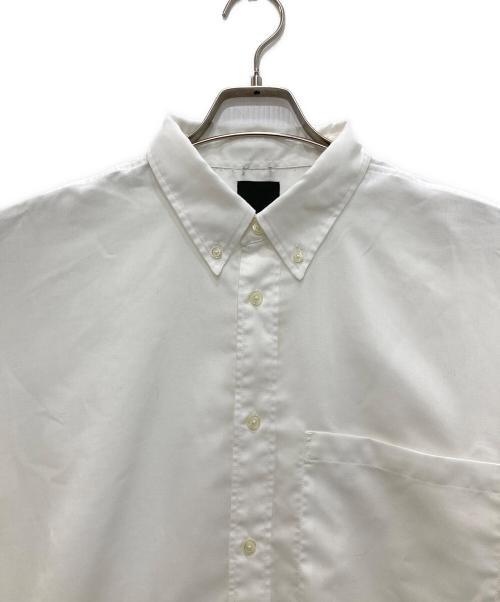 DAIWA PIER39（ダイワ ピア39）DAIWA PIER39 (ダイワ ピア39) TECH B.D SHIRT ホワイト サイズ:XLの古着・服飾アイテム