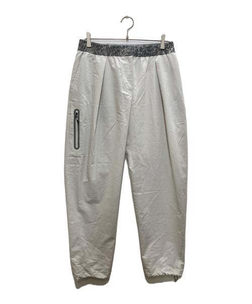 adidas（アディダス）adidas (アディダス) and wander (アンドワンダー) コラボトラウザー グレー サイズ:Ｍの古着・服飾アイテム