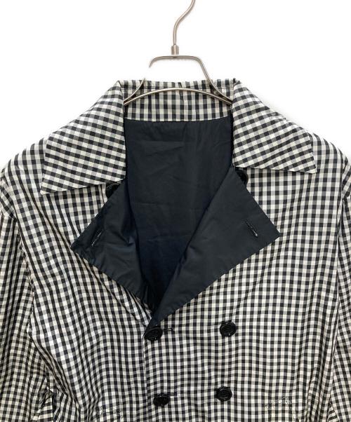 HERNO（ヘルノ）HERNO (ヘルノ) リバーシブルトレンチコート ブラック×ホワイト サイズ:40の古着・服飾アイテム