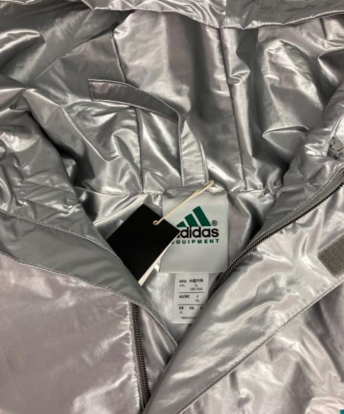 adidas（アディダス）adidas (アディダス) EQT MET WINDBREAKER/ウィンドブレーカー シルバーメタリック サイズ:2XL 未使用品の古着・服飾アイテム