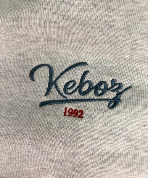 KEBOZ（ケボズ）KEBOZ (ケボズ) プルオーバーパーカー グレー サイズ:Mの古着・服飾アイテム