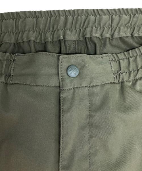 WHITE MOUNTAINEERING（ホワイトマウンテ二アニング）WHITE MOUNTAINEERING (ホワイトマウンテ二アニング) STRETCHED SARROUEL PANTS カーキ サイズ:2の古着・服飾アイテム