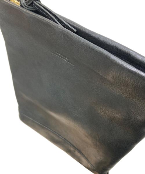 SLOW（スロウ）SLOW (スロウ) レザーサコッシュ ブラックの古着・服飾アイテム