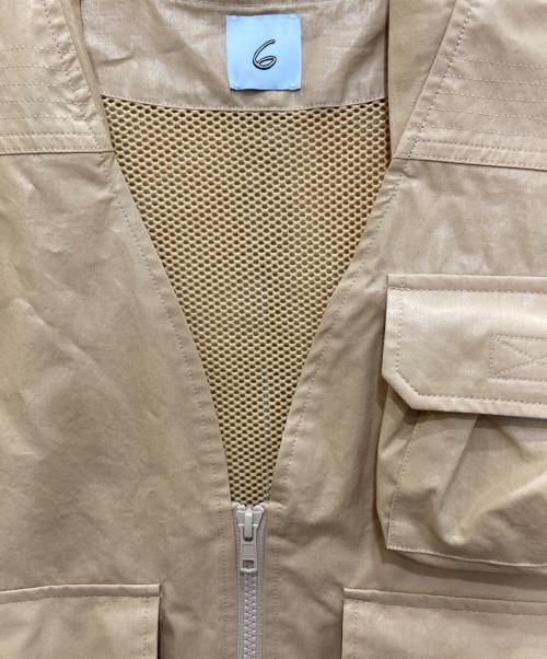 6(ROKU) BEAUTY&YOUTH（ロク ビューティーアンドユース）6(ROKU) BEAUTY&YOUTH (ロク ビューティーアンドユース) コットンフィッシングベスト ベージュ サイズ:FREEの古着・服飾アイテム