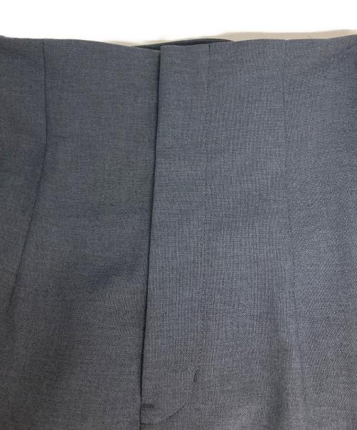 TIARA（ティアラ）TIARA (ティアラ) ベルテッドハイウエストテーパードパンツ ネイビー サイズ:SIZE3 未使用品の古着・服飾アイテム