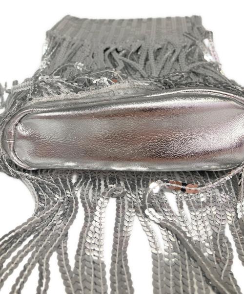 Ameri（アメリ）Ameri (アメリ) UND SPANGLE FRINGE SHOULDER BAG シルバーの古着・服飾アイテム