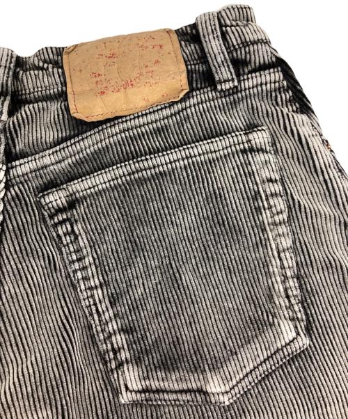 UNUSED（アンユーズド）UNUSED (アンユーズド) Corduroy wide pants/コーデュロイ ワイド パンツ グレー サイズ:002 未使用品の古着・服飾アイテム