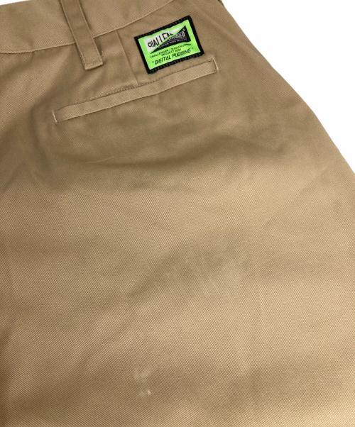 MAGIC NUMBER（マジックナンバー）MAGIC NUMBER (マジックナンバー) CHALLENGER (チャレンジャー) パンツ ベージュ サイズ:LARGEの古着・服飾アイテム