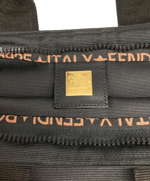 FENDI（フェンディ）FENDI (フェンディ) ハンドバッグ ブラックの古着・服飾アイテム