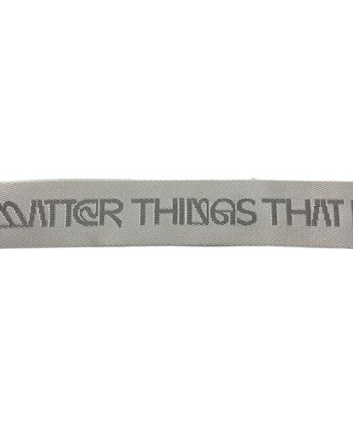 THINGS THAT MATTER（シングスザットマター）THINGS THAT MATTER (シングスザットマター) TYVEK MINI BODY BAG/タイベック　ミニ　ボディ　バッグ シルバーの古着・服飾アイテム