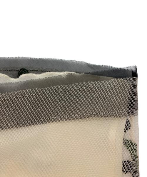 RED VALENTINO（レッドヴァレンティノ）RED VALENTINO (レッドヴァレンティノ) ドットすずらん刺繍チュールブラウス ベージュ サイズ:38の古着・服飾アイテム