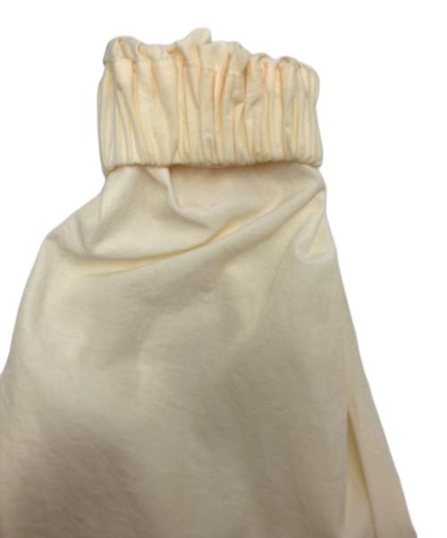 YORI（ヨリ）yori (ヨリ) バックギャザーブラウス アイボリー サイズ:Freeの古着・服飾アイテム