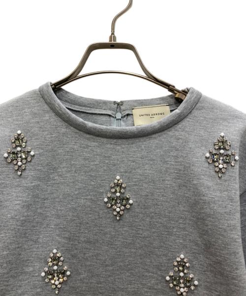UNITED ARROWS TOKYO（ユナイテッドアローズトウキョウ）UNITED ARROWS TOKYO (ユナイテッドアローズトウキョウ) ビジュー スウェット プルオーバー グレー サイズ:Freeの古着・服飾アイテム