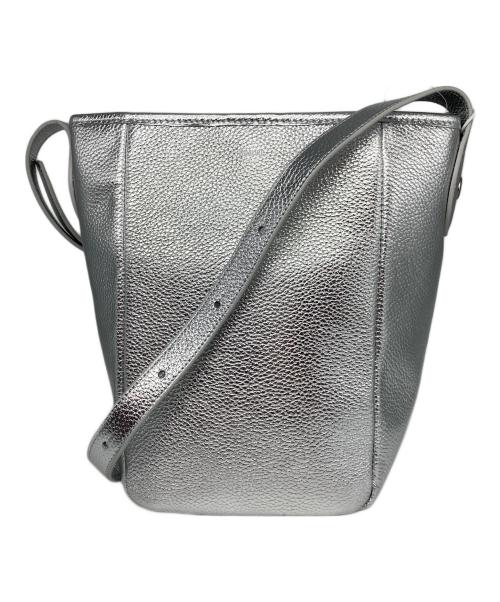 Beaure（ビュレ）Beaure (ビュレ) FSSPカウレザーバケツ型ショルダーバッグ シルバー 未使用品の古着・服飾アイテム