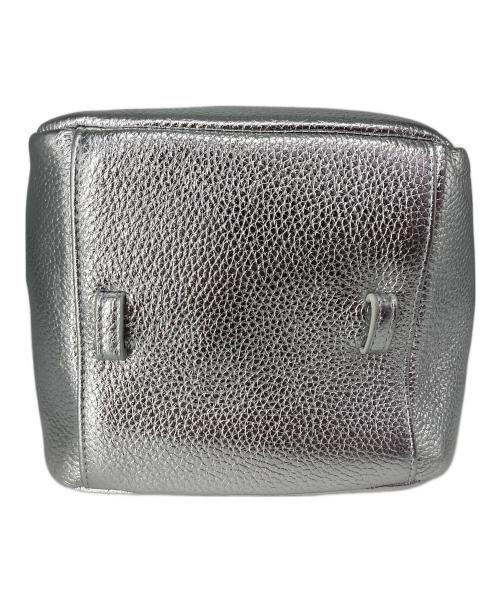 Beaure（ビュレ）Beaure (ビュレ) FSSPカウレザーバケツ型ショルダーバッグ シルバー 未使用品の古着・服飾アイテム