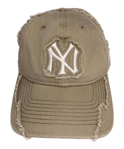 New Era（ニューエラ）New Era (ニューエラ) DISTRESSED 9TWENTY Cap NY Yankees/ディストレスト　9トゥエニー　キャップ　ＮＹヤンキース ベージュ サイズ:Freeの古着・服飾アイテム