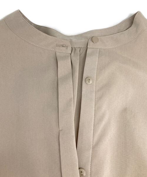 green label relaxing（グリーンレーベルリラクシング）green label relaxing (グリーンレーベルリラクシング) ベルト フレア ショートスリーブ ワンピース ベージュ サイズ:FREEの古着・服飾アイテム