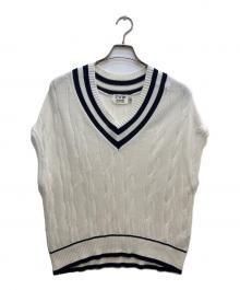 Traditional Weatherwear（トラディショナルウェザーウェア）の古着「ケーブルチルデン  Vネック ニットベスト」｜ホワイト