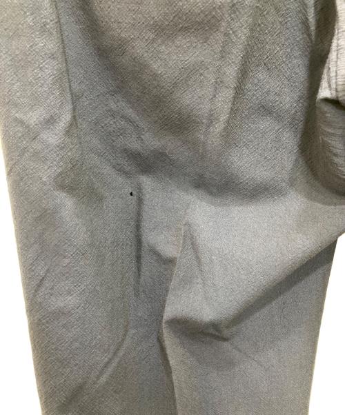 BEAUTY&YOUTH（ビューティーアンドユース）BEAUTY&YOUTH (ビューティーアンドユース) ツータックスラックス ネイビー サイズ:44の古着・服飾アイテム