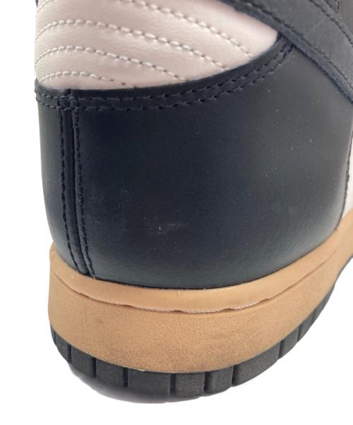 NIKE（ナイキ）NIKE (ナイキ) WMNS DUNK HIGH SE/ウィメンズ　ダンク　ハイ　SE ホワイト×ブラック サイズ:27.5の古着・服飾アイテム