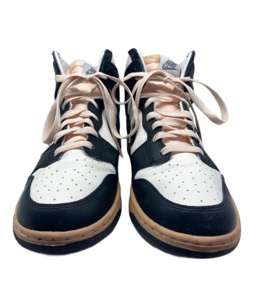 NIKE（ナイキ）NIKE (ナイキ) WMNS DUNK HIGH SE/ウィメンズ　ダンク　ハイ　SE ホワイト×ブラック サイズ:27.5の古着・服飾アイテム