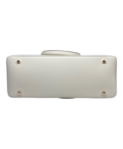 Samantha Thavasa（サマンサタバサ）Samantha Thavasa (サマンサタバサ) シンプルスクエアハンドバッグ アイボリーの古着・服飾アイテム