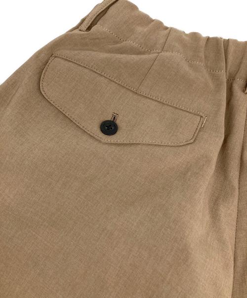 STILL BY HAND（スティルバイハンド）STILL BY HAND (スティルバイハンド) タックパンツ ブラウン サイズ:46の古着・服飾アイテム